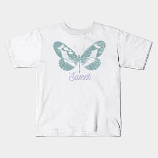 SWEET BUTTERFLY LOVE ASND PEACE Kids T-Shirt